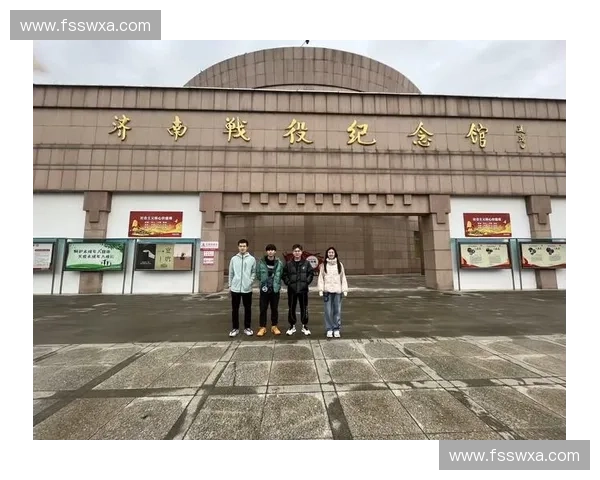 英雄落幕时光如梦英雄归去，历史铭记英勇足迹，传奇永不消逝